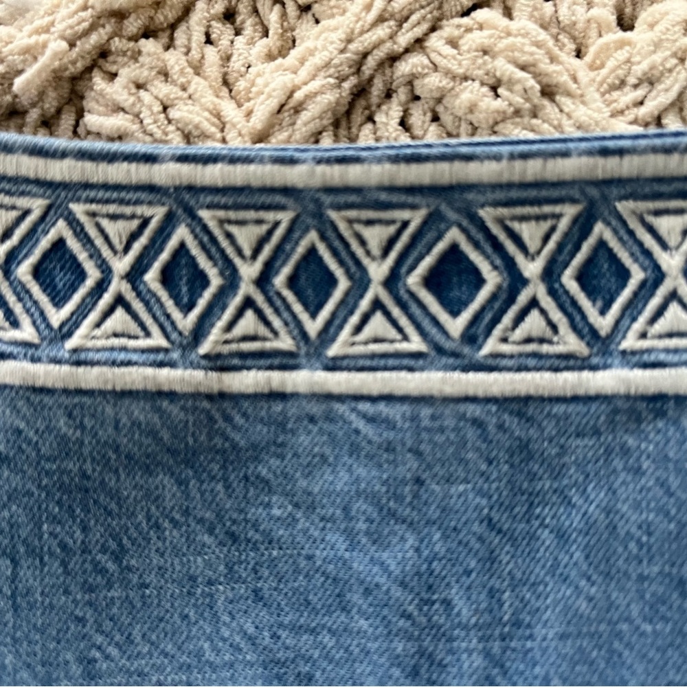 Southern Tide 100% Tencel Holly Embroidered Chambray Light Indigo Dress Size XS - Picture 10 of 16